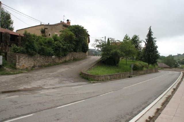 Building Plot for sale in Herrerías - € 300,000 (Ref: 8089754)