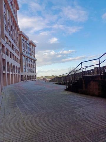 Erhverv til salg i Santander - € 75.000 (Ref: 8089771)
