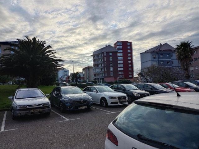 Erhverv til salg i Santander - € 75.000 (Ref: 8089771)