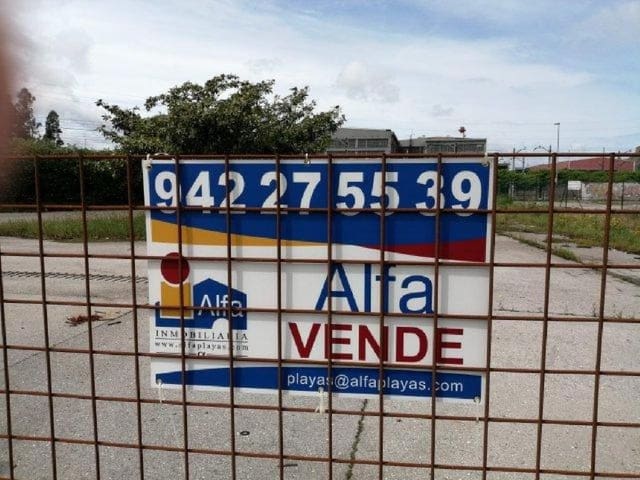 Comercial para venda em Santander - 155 000 € (Ref: 8089781)