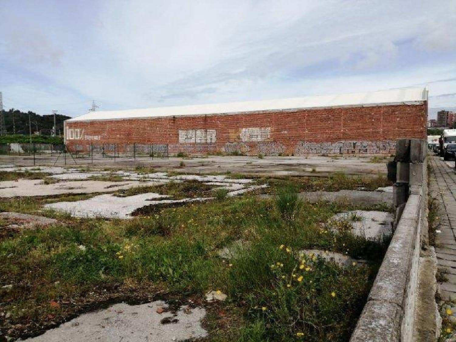 Erhverv til salg i Santander - € 155.000 (Ref: 8089781)