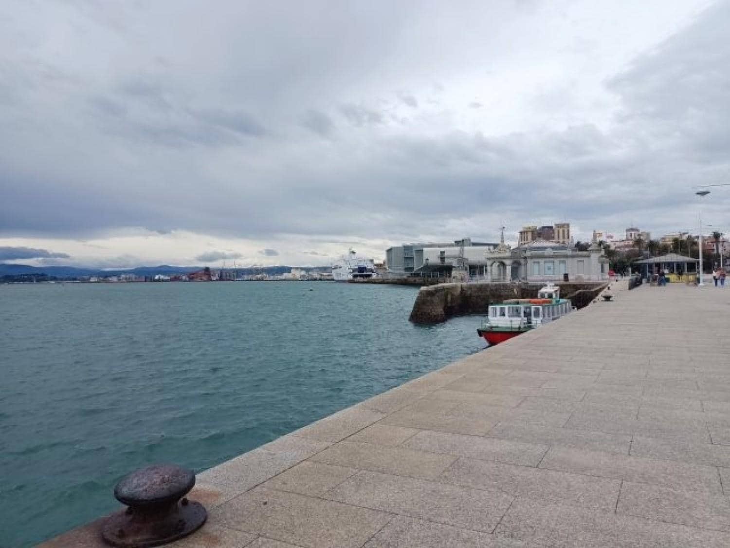 Erhverv til salg i Santander - € 440.000 (Ref: 8089787)