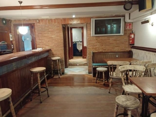 Comercial para venda em Santander - 440 000 € (Ref: 8089787)