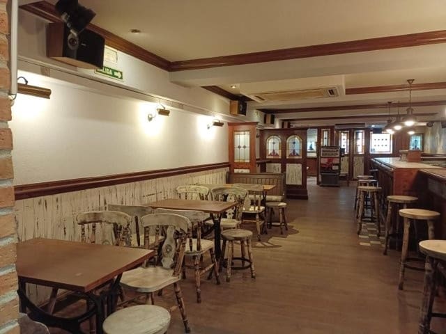 Comercial para venda em Santander - 440 000 € (Ref: 8089787)