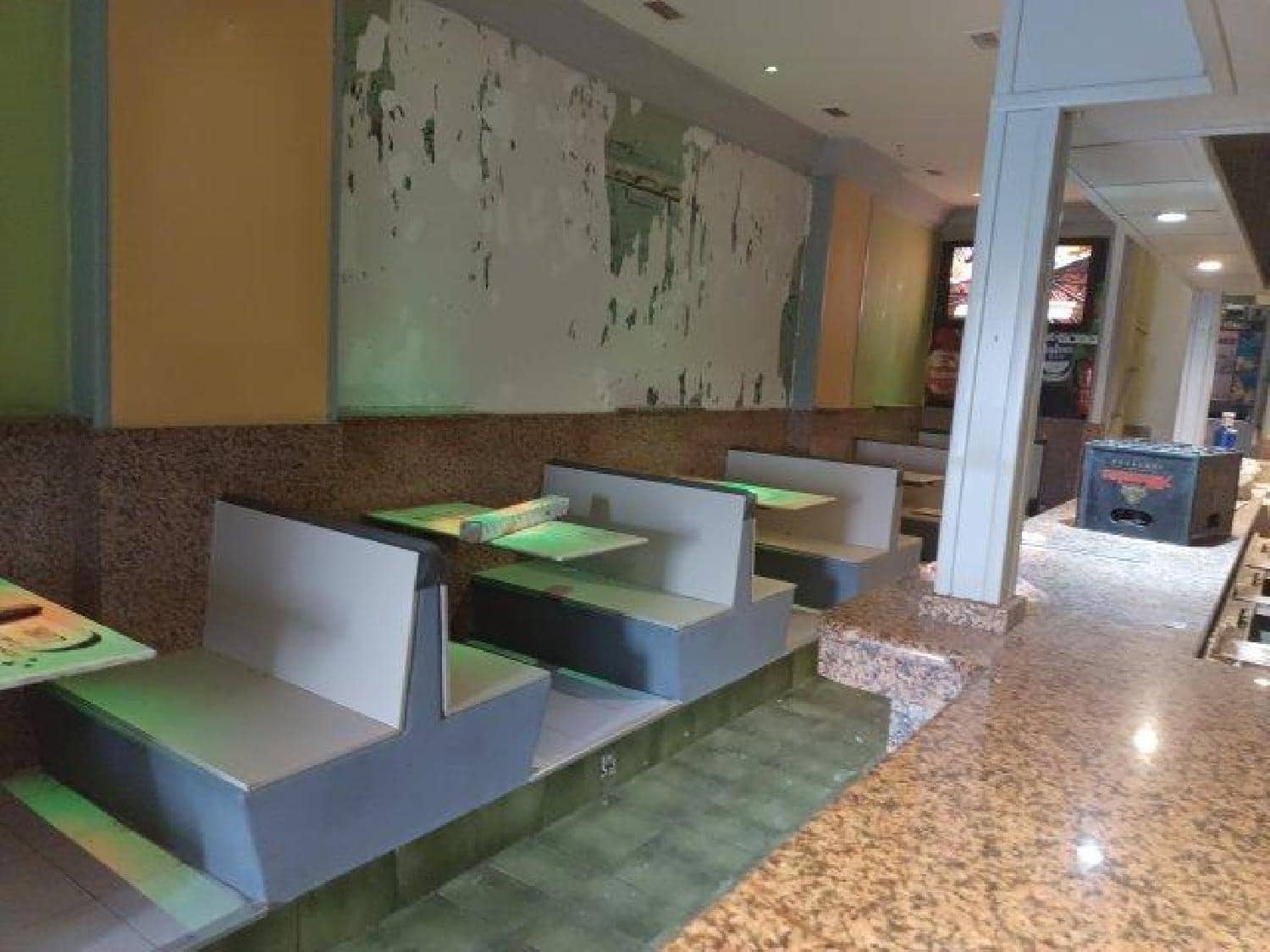 Erhverv til salg i Santander - € 99.000 (Ref: 8089796)