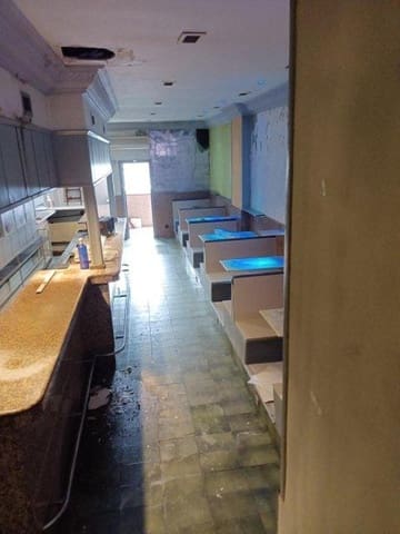 Comercial para venda em Santander - 99 000 € (Ref: 8089796)