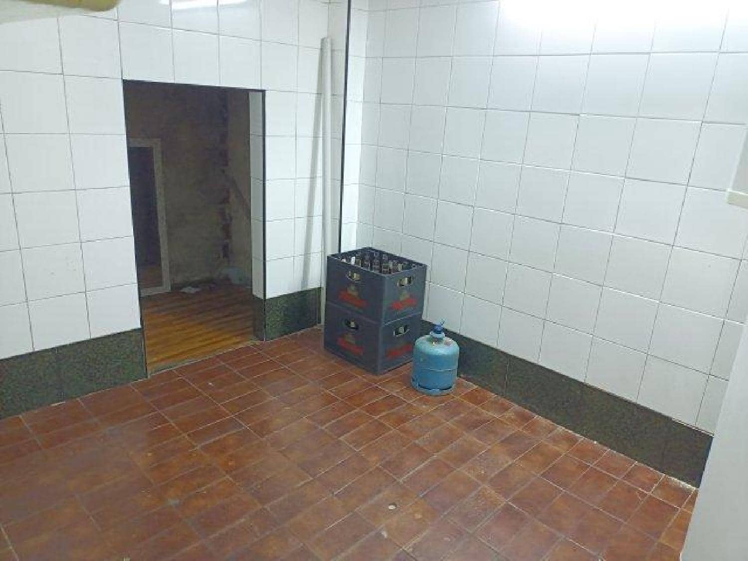 Erhverv til salg i Santander - € 99.000 (Ref: 8089796)