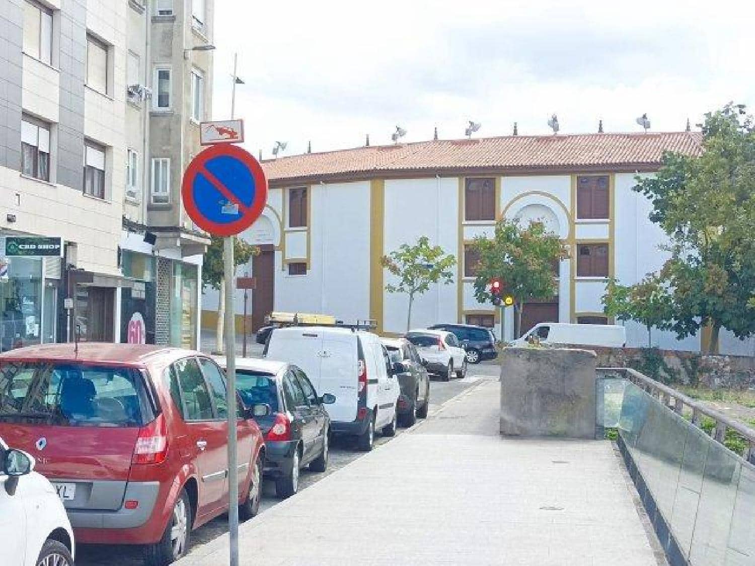 Erhverv til salg i Santander - € 99.000 (Ref: 8089796)