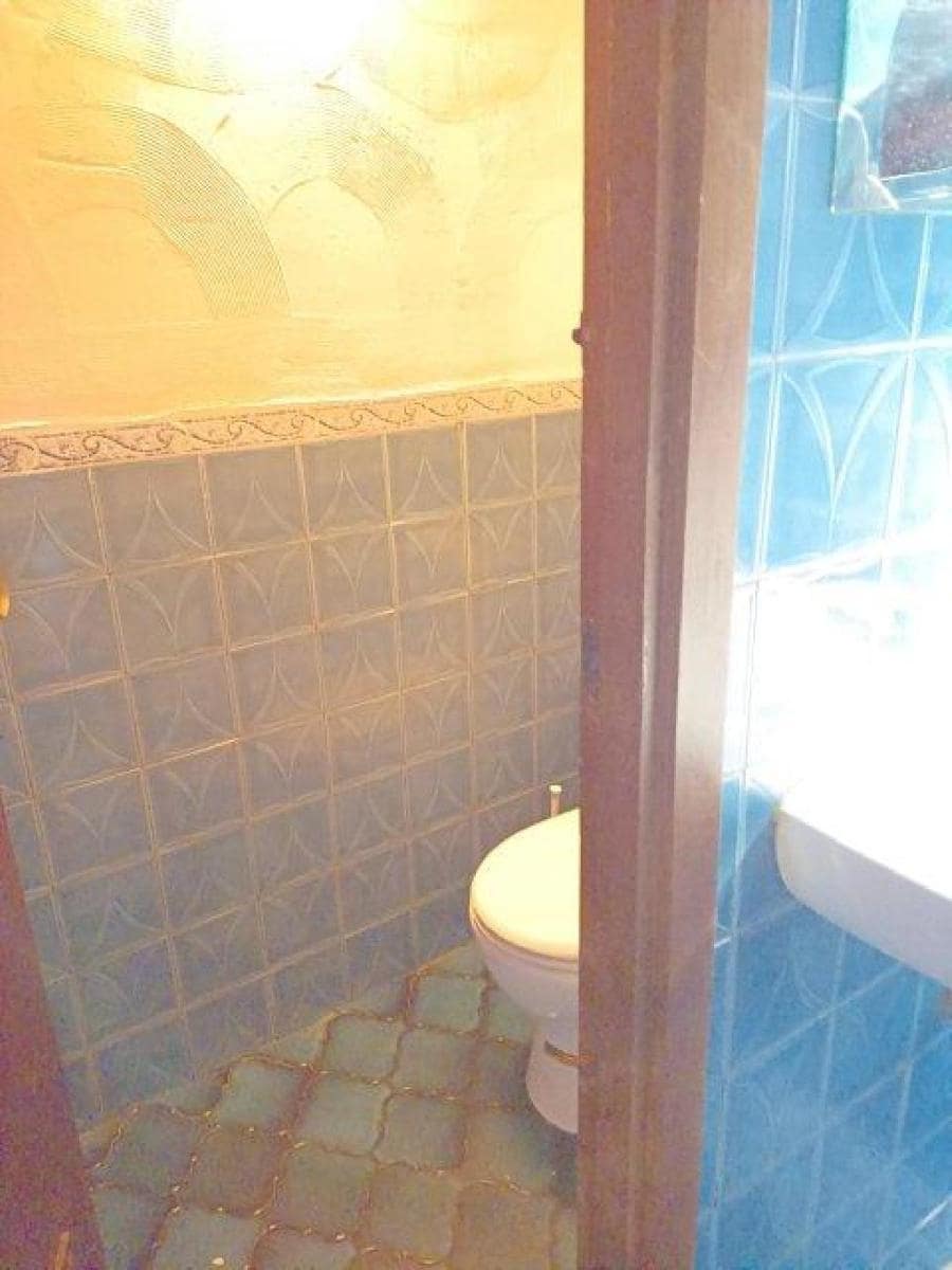 Erhverv til salg i Santander - € 99.000 (Ref: 8089796)