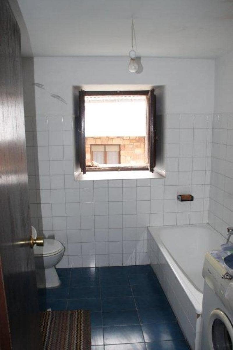 8 soveværelse Finca/Landehus til salg i Cabezon de la Sal - € 239.000 (Ref: 8097690)