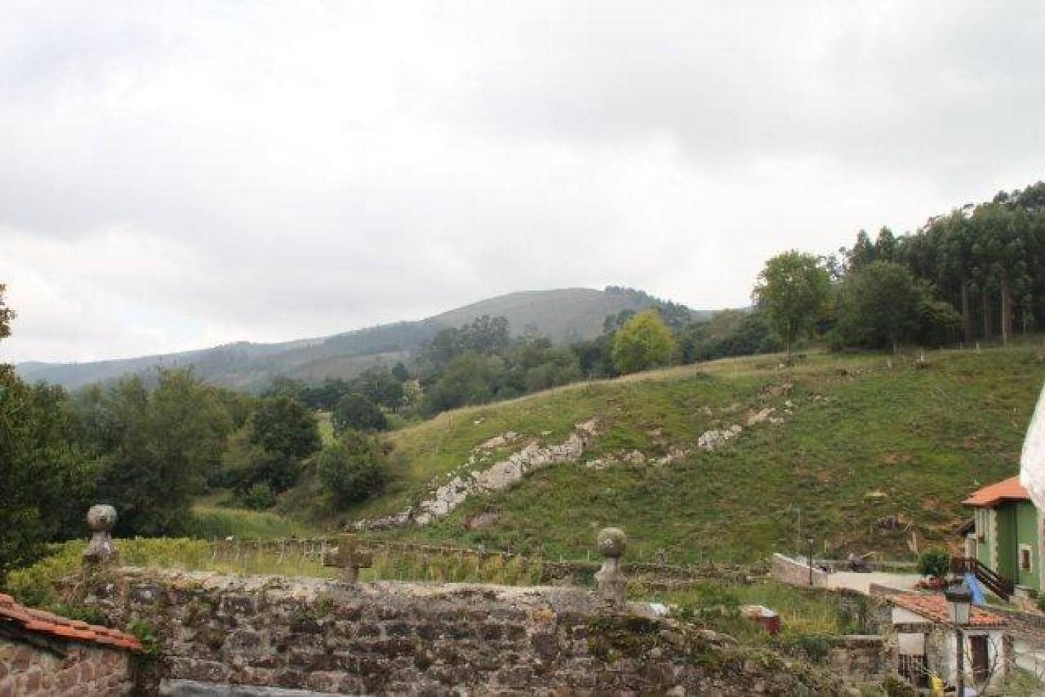 8 soveværelse Finca/Landehus til salg i Cabezon de la Sal - € 239.000 (Ref: 8097690)