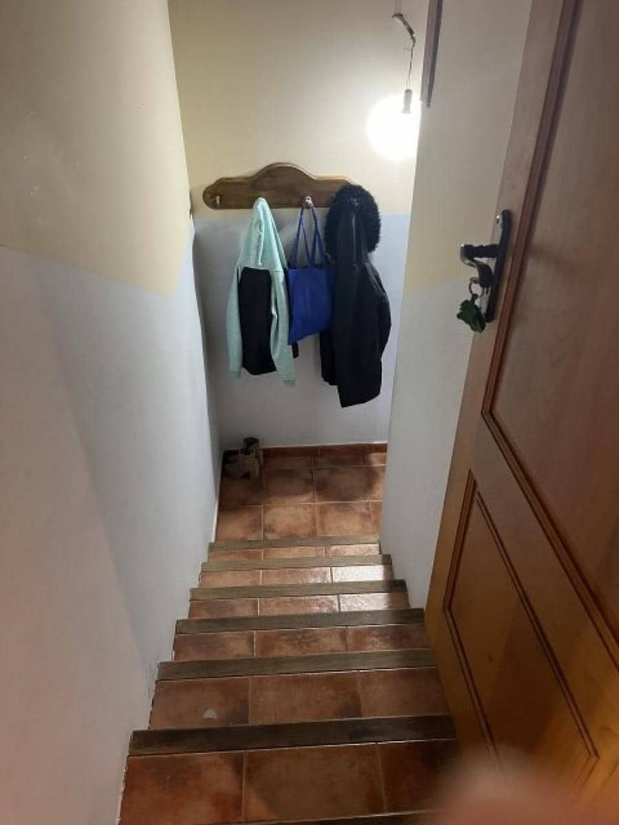 6 bedroom Villa for sale in Hinojedo - € 550,000 (Ref: 8304583)