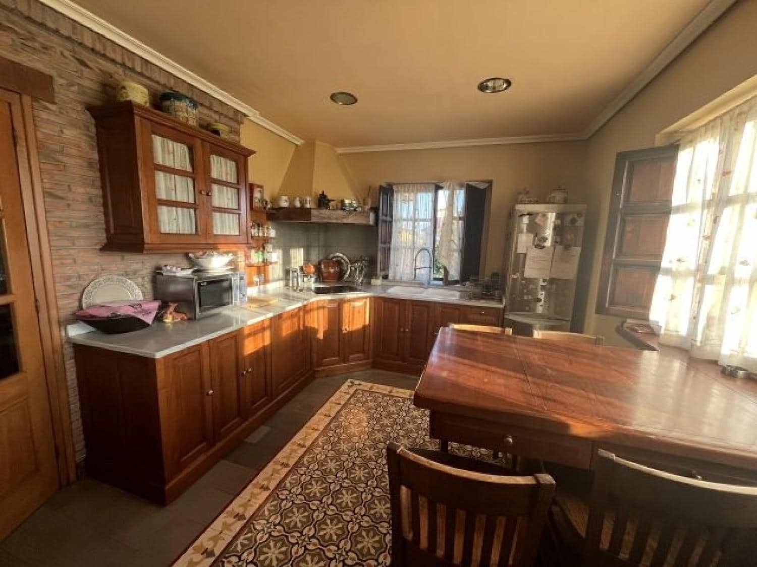 6 bedroom Villa for sale in Hinojedo - € 550,000 (Ref: 8304583)