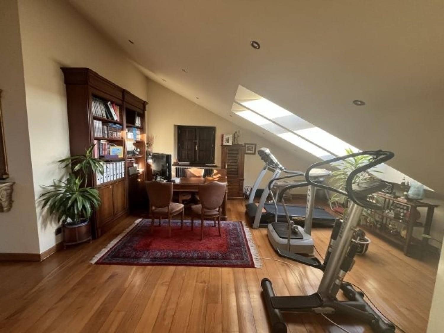 6 bedroom Villa for sale in Hinojedo - € 550,000 (Ref: 8304583)