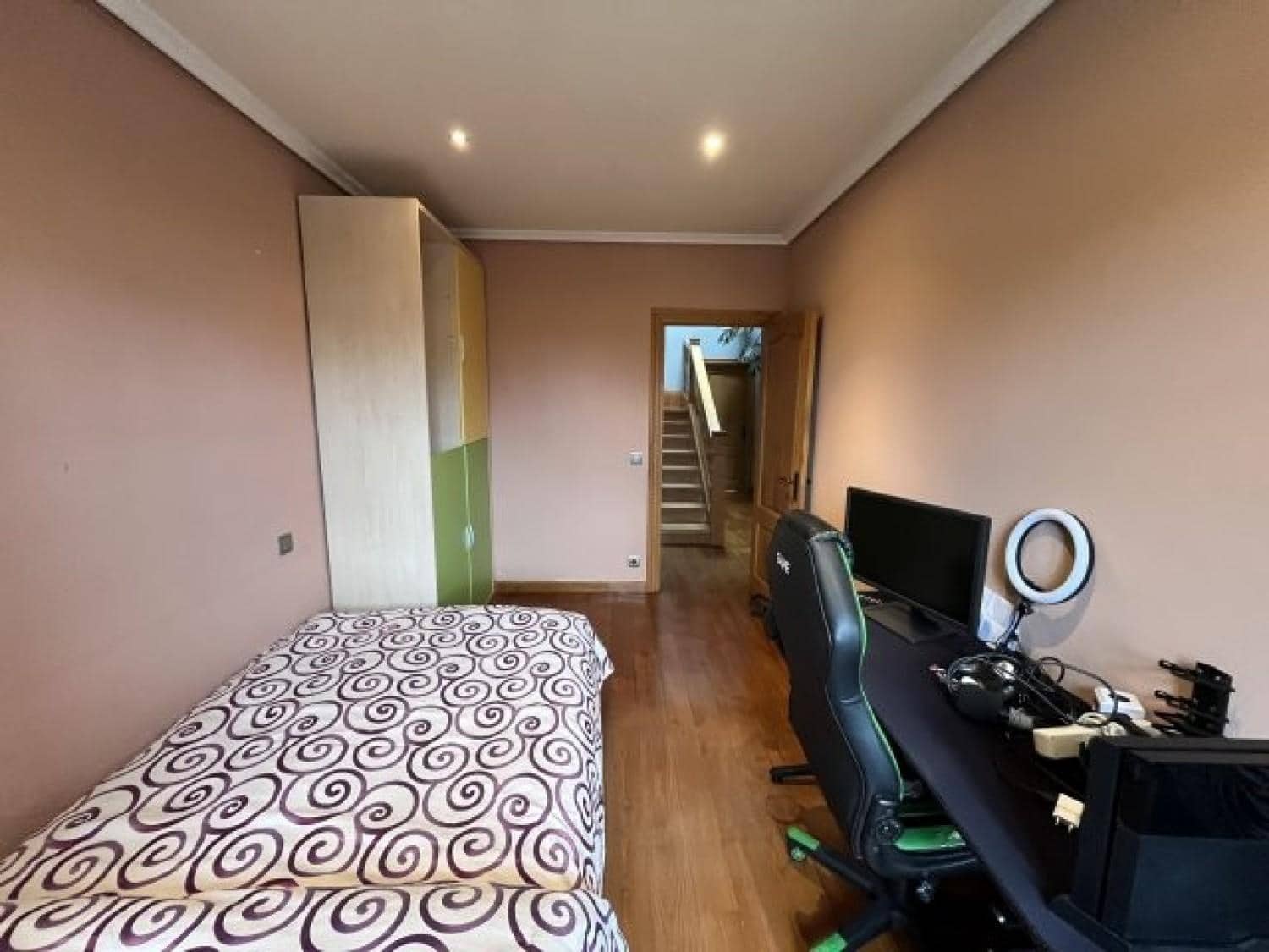 6 bedroom Villa for sale in Hinojedo - € 550,000 (Ref: 8304583)