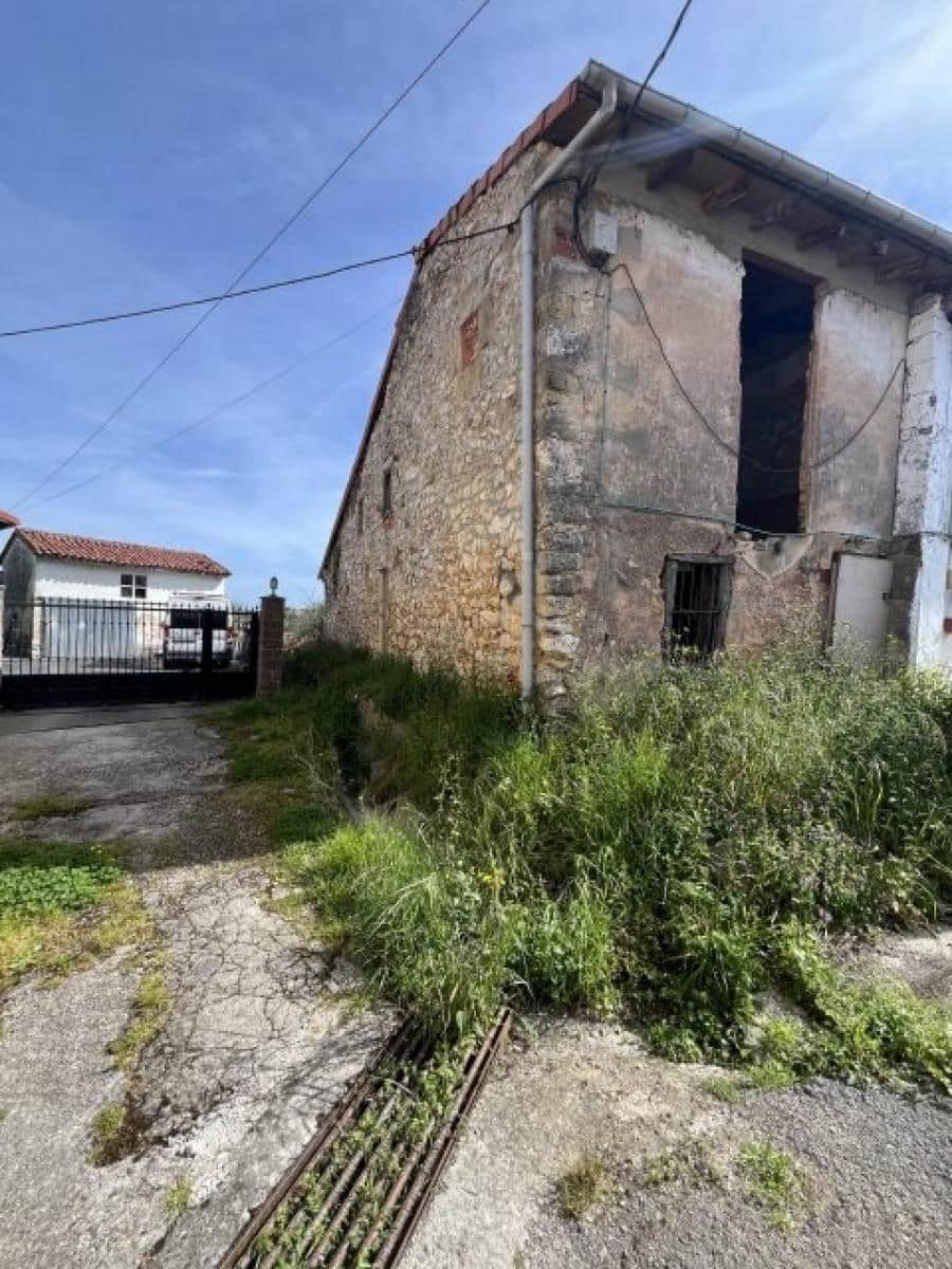 4 slaapkamer Huis te koop in Villaescusa - € 66.000 (Ref: 8304593)