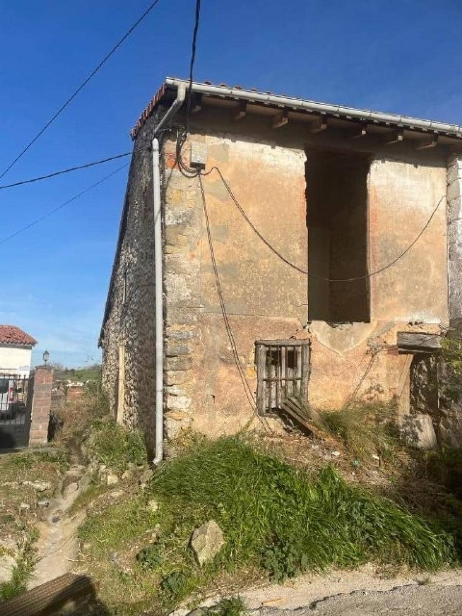 4 slaapkamer Huis te koop in Villaescusa - € 66.000 (Ref: 8304593)