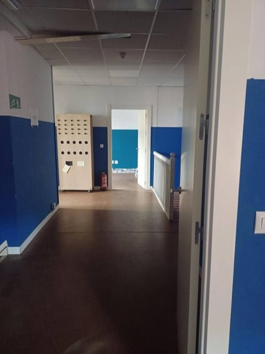 Erhverv til salg i Santander - € 270.000 (Ref: 8413377)