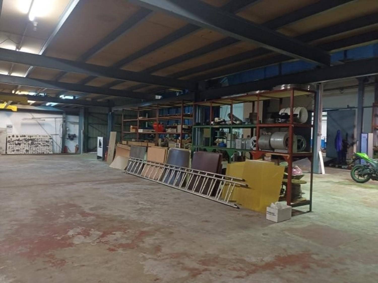 Erhverv til salg i Santander - € 270.000 (Ref: 8413377)