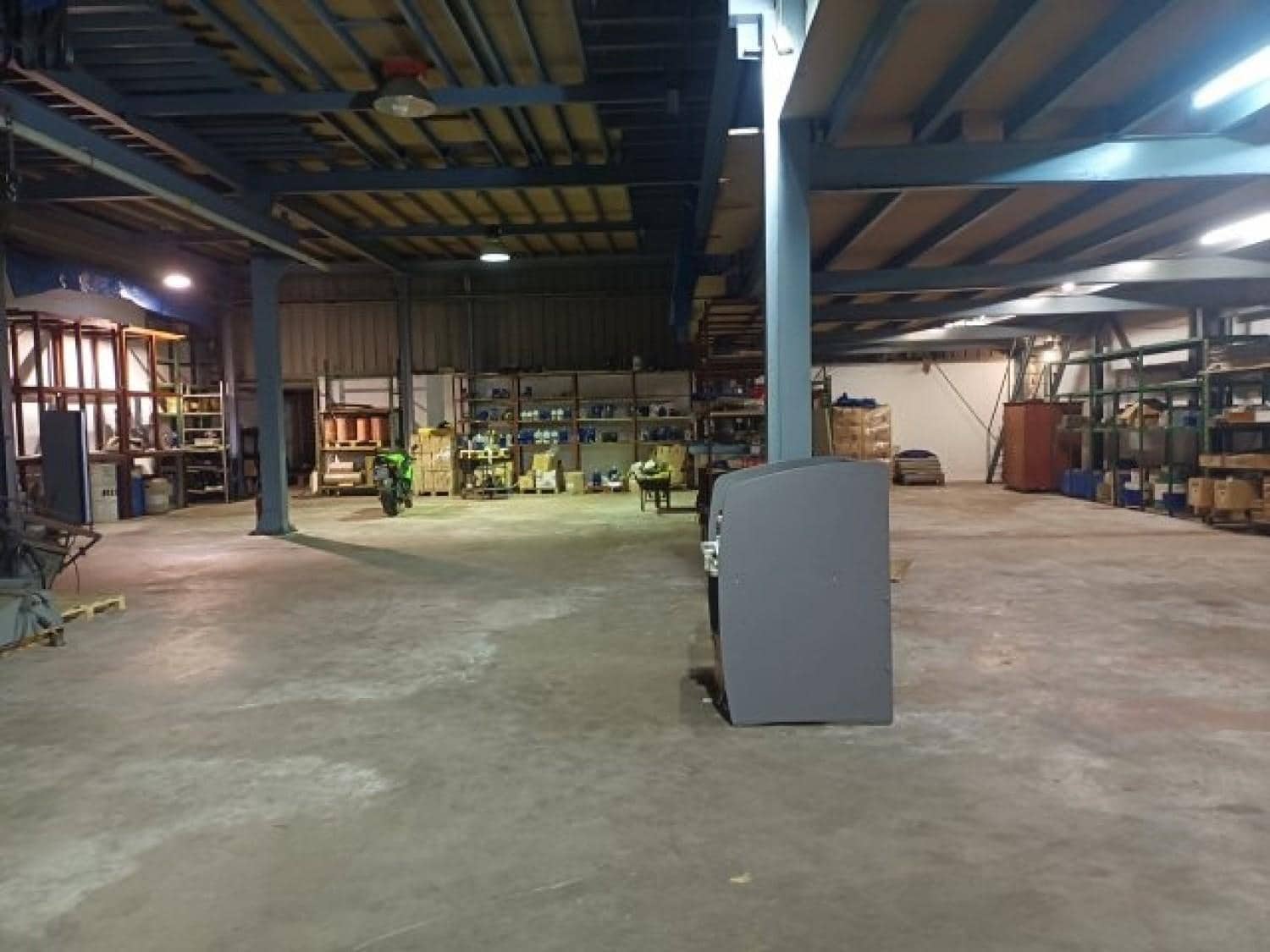 Erhverv til salg i Santander - € 270.000 (Ref: 8413377)