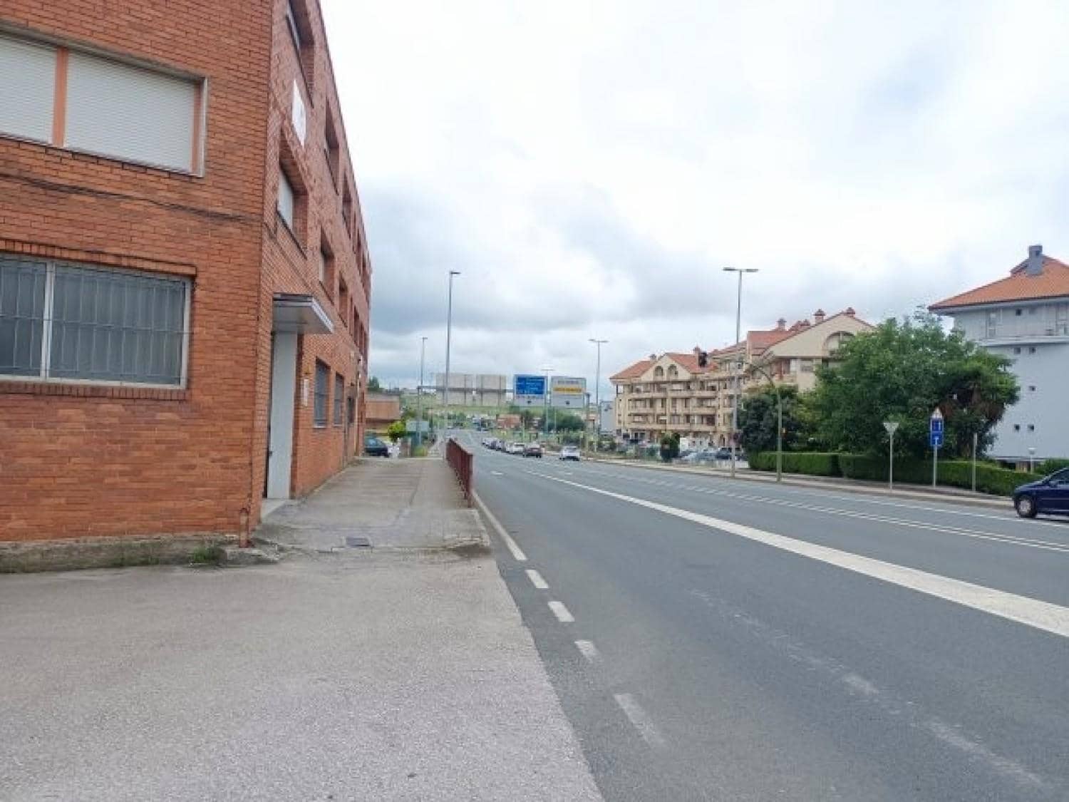 Erhverv til salg i Santander - € 270.000 (Ref: 8413377)