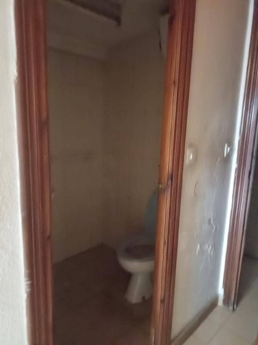 Kommersiell till salu i Santander - 150 000 € (Ref: 8413378)