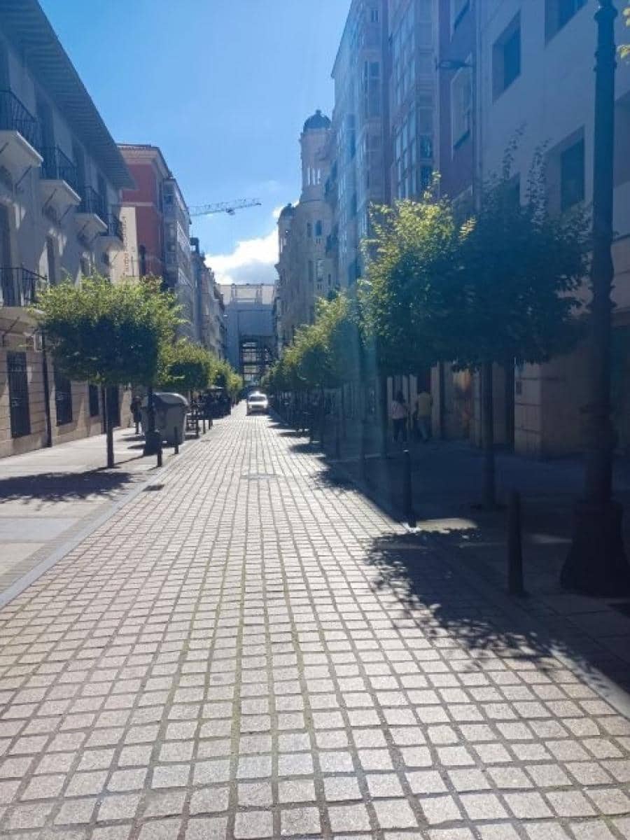 Erhverv til salg i Santander - € 165.000 (Ref: 8599848)