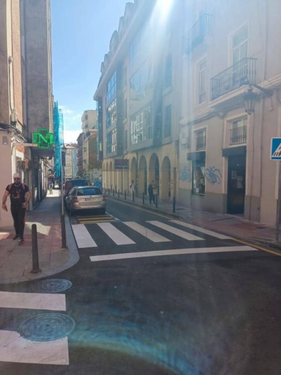 Erhverv til salg i Santander - € 165.000 (Ref: 8599848)