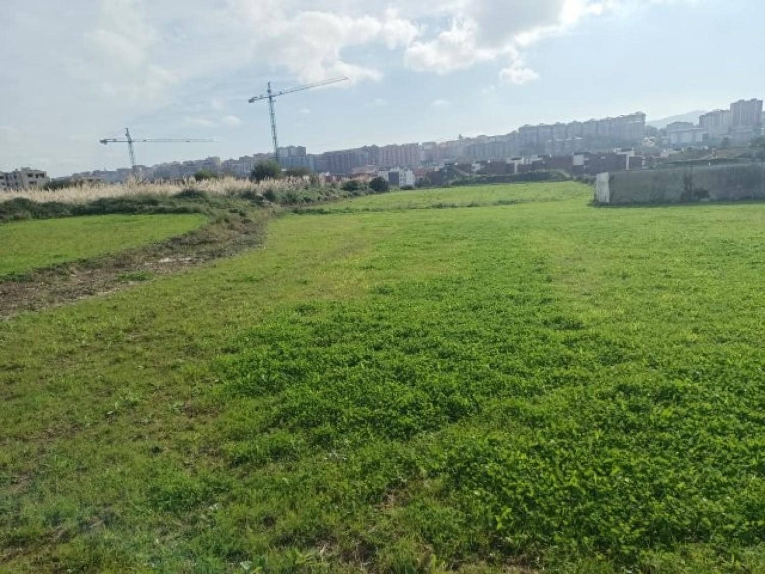 Tontti myytävänä paikassa Santander - 200 000 € (Ref: 8652897)