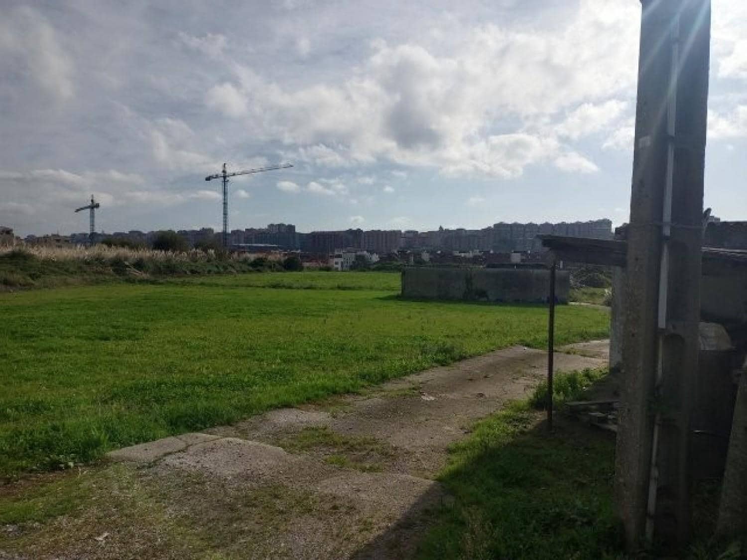 Tontti myytävänä paikassa Santander - 200 000 € (Ref: 8652897)