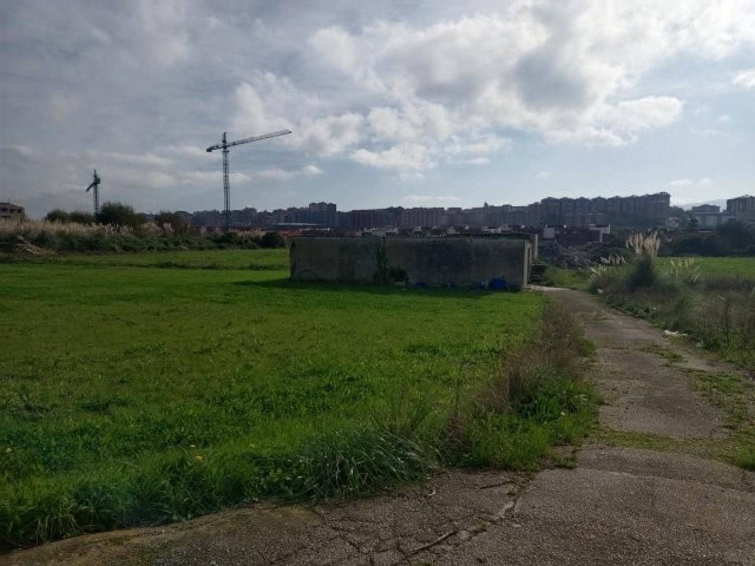 Tontti myytävänä paikassa Santander - 200 000 € (Ref: 8652897)