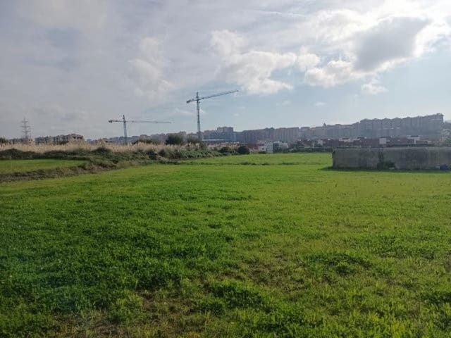 Tontti myytävänä paikassa Santander - 200 000 € (Ref: 8652897)