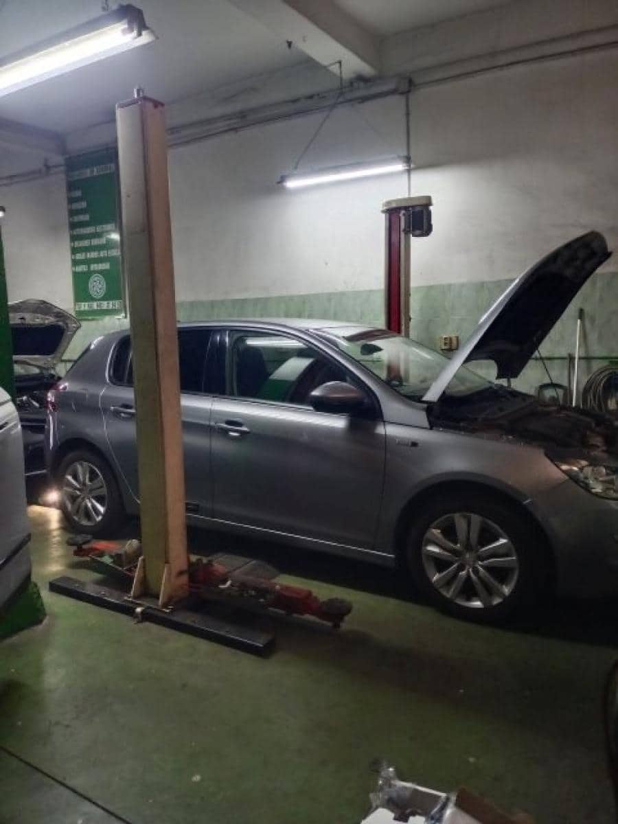 Kommersiell til salgs i Santander - € 250 000 (Ref: 8672136)