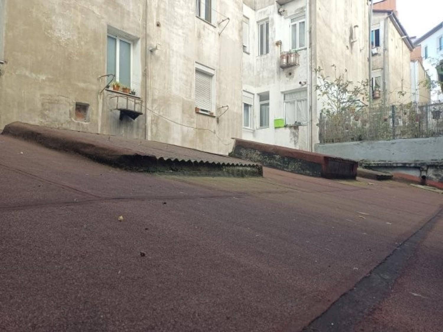 Kommersiell til salgs i Santander - € 250 000 (Ref: 8672136)