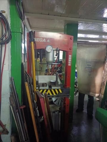 Local Comercial en Santander en venta - 250.000 € (Ref: 8672136)