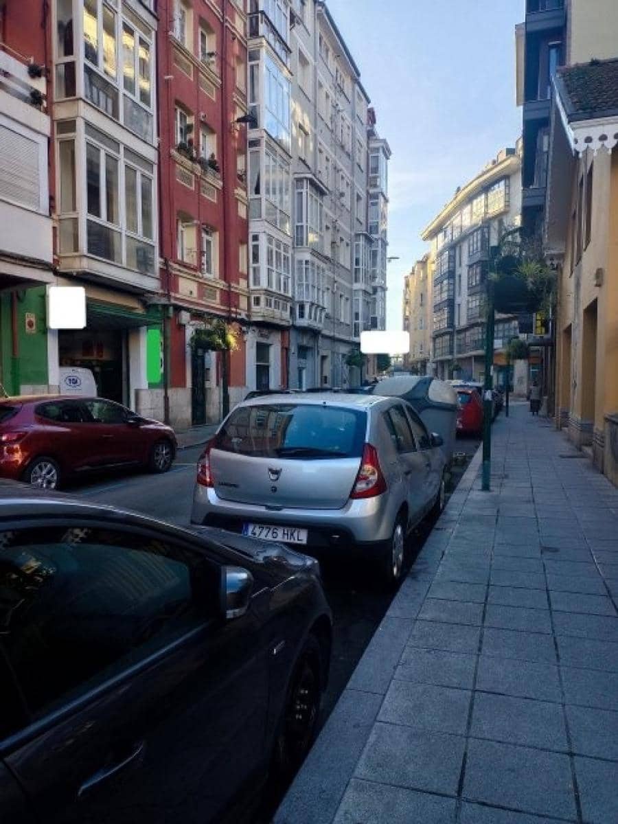 Kommersiell til salgs i Santander - € 250 000 (Ref: 8672136)