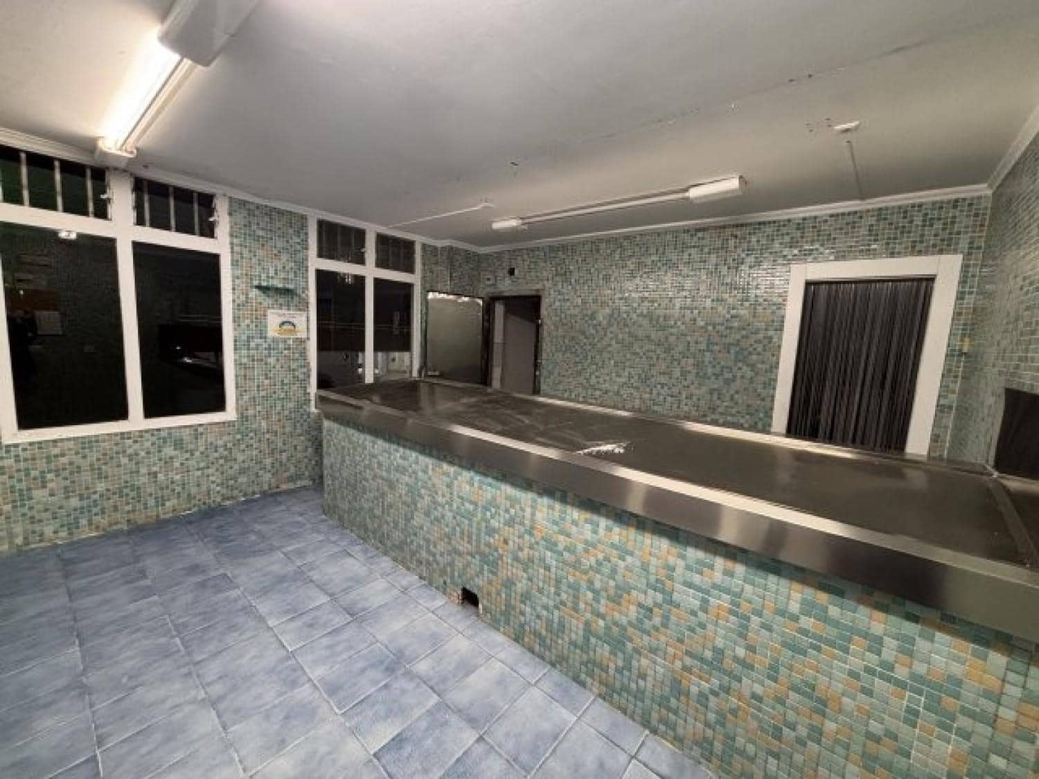 Erhverv til salg i Santander - € 80.000 (Ref: 8679879)