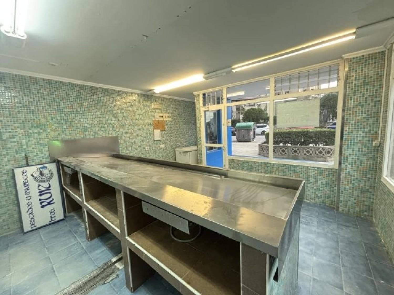 Erhverv til leje i Santander - € 650 (Ref: 8679880)