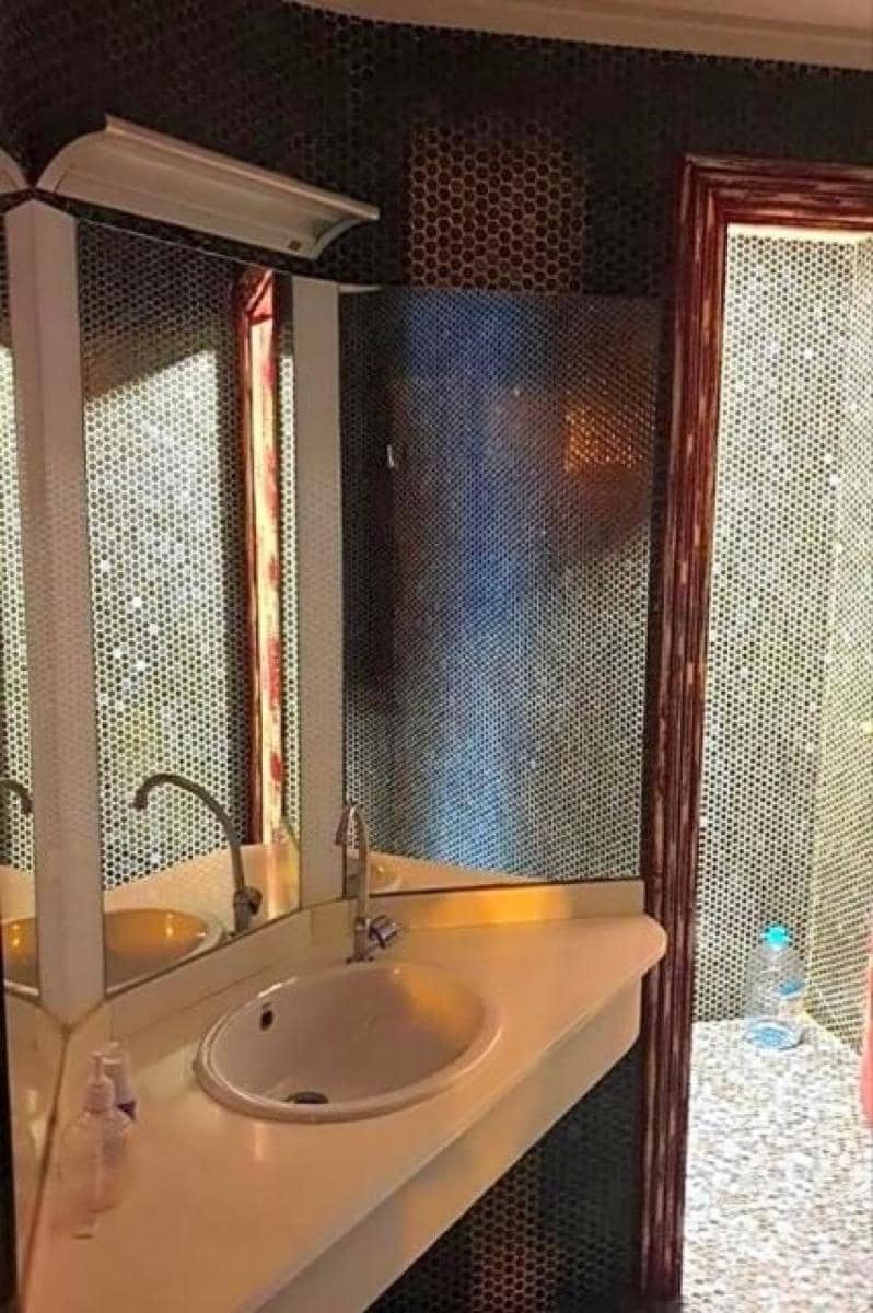 Erhverv til salg i Santander - € 220.000 (Ref: 8743376)