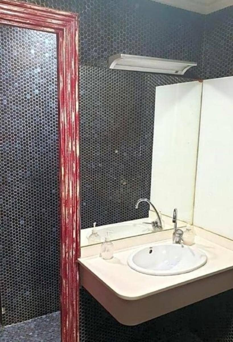 Erhverv til salg i Santander - € 220.000 (Ref: 8743376)