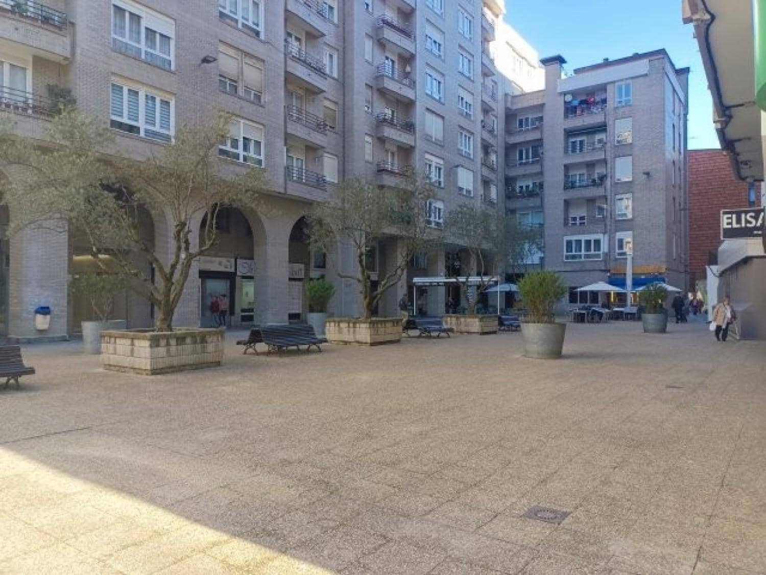 Erhverv til salg i Santander - € 220.000 (Ref: 8743376)