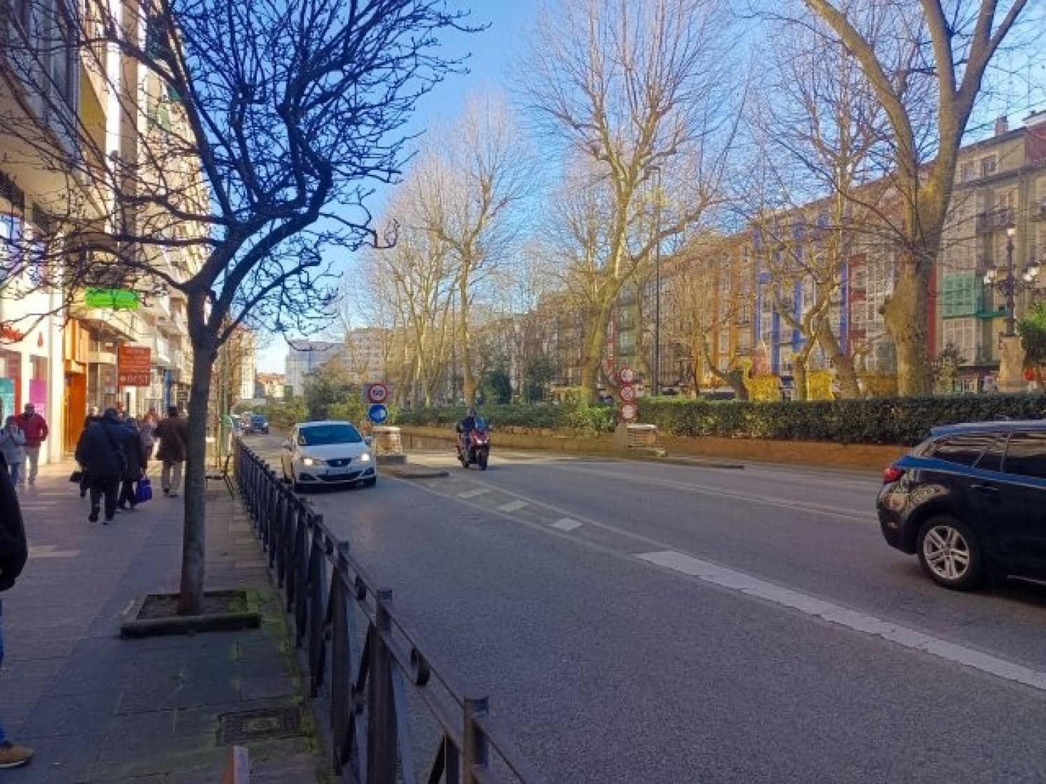 Erhverv til salg i Santander - € 220.000 (Ref: 8743376)