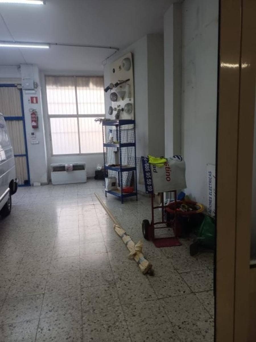 Commercial for rent in Santander - € 1,000 (Ref: 8766798)