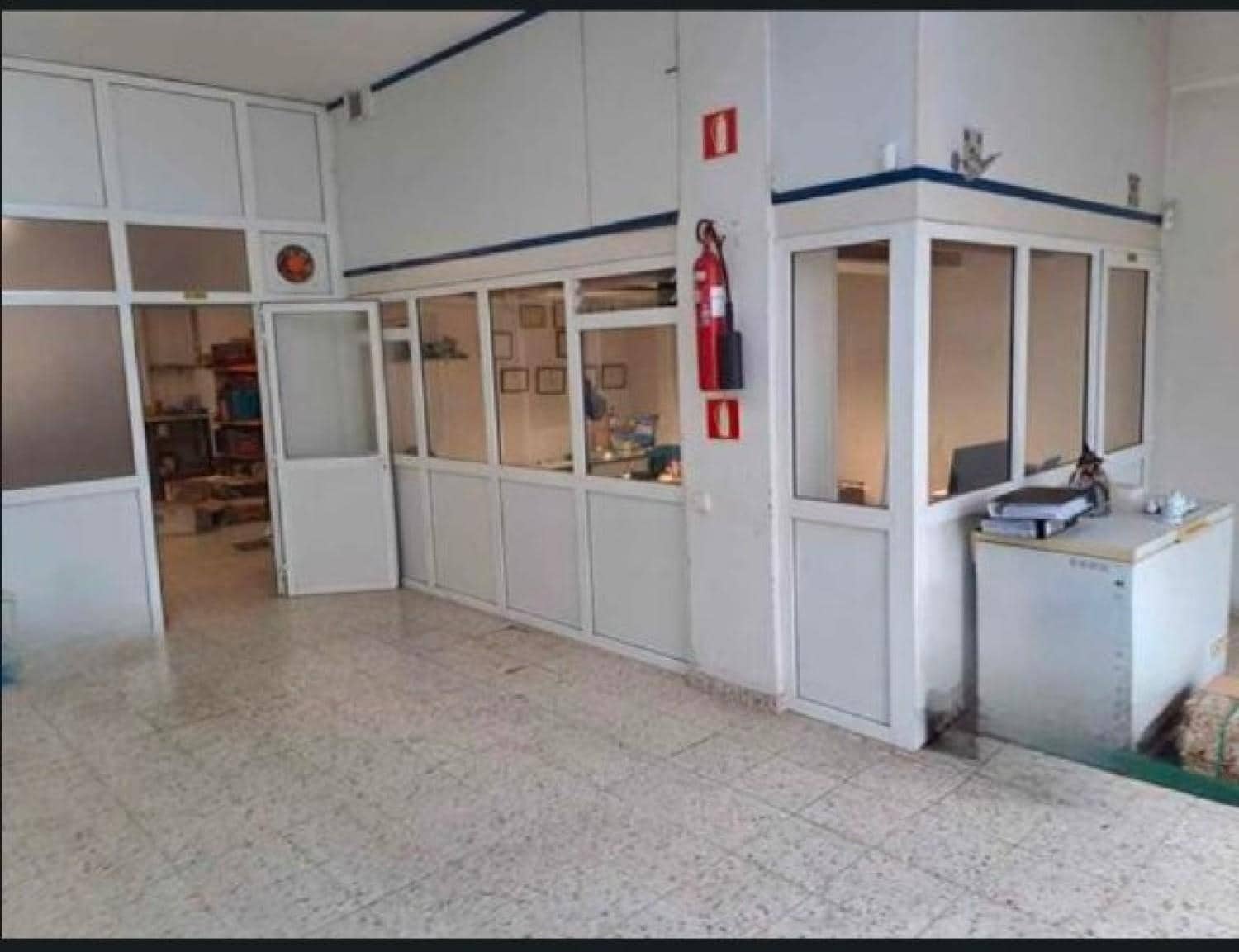 Commercial for rent in Santander - € 1,000 (Ref: 8766798)
