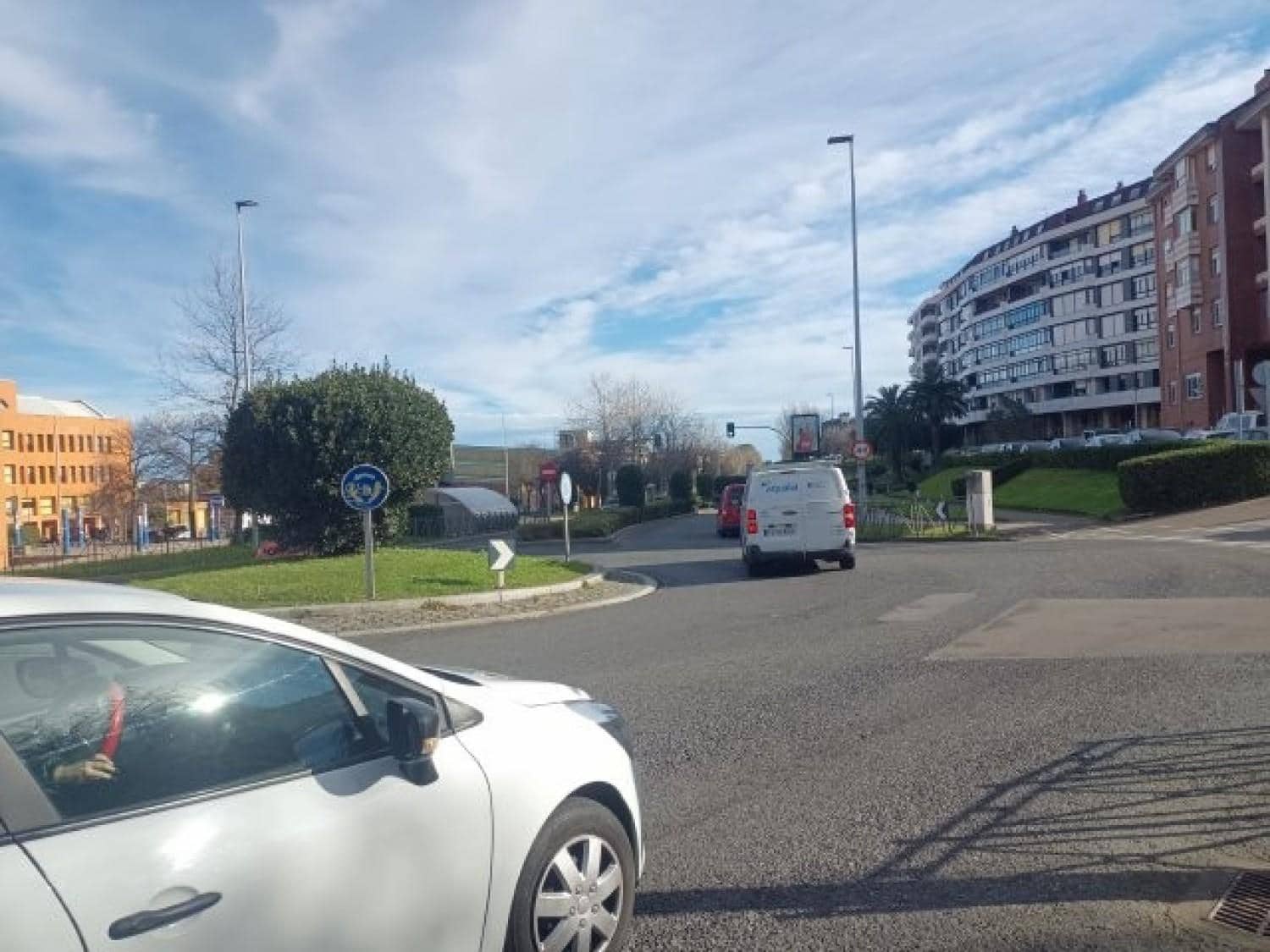 Commercial for rent in Santander - € 1,000 (Ref: 8766798)