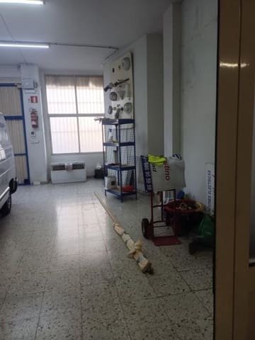 Local Comercial en Santander en venta - 230.000 € (Ref: 8766799)