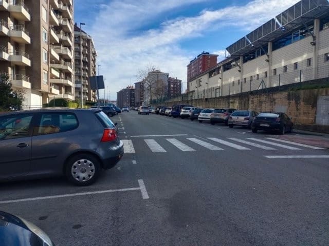 Local Comercial en Santander en venta - 230.000 € (Ref: 8766799)