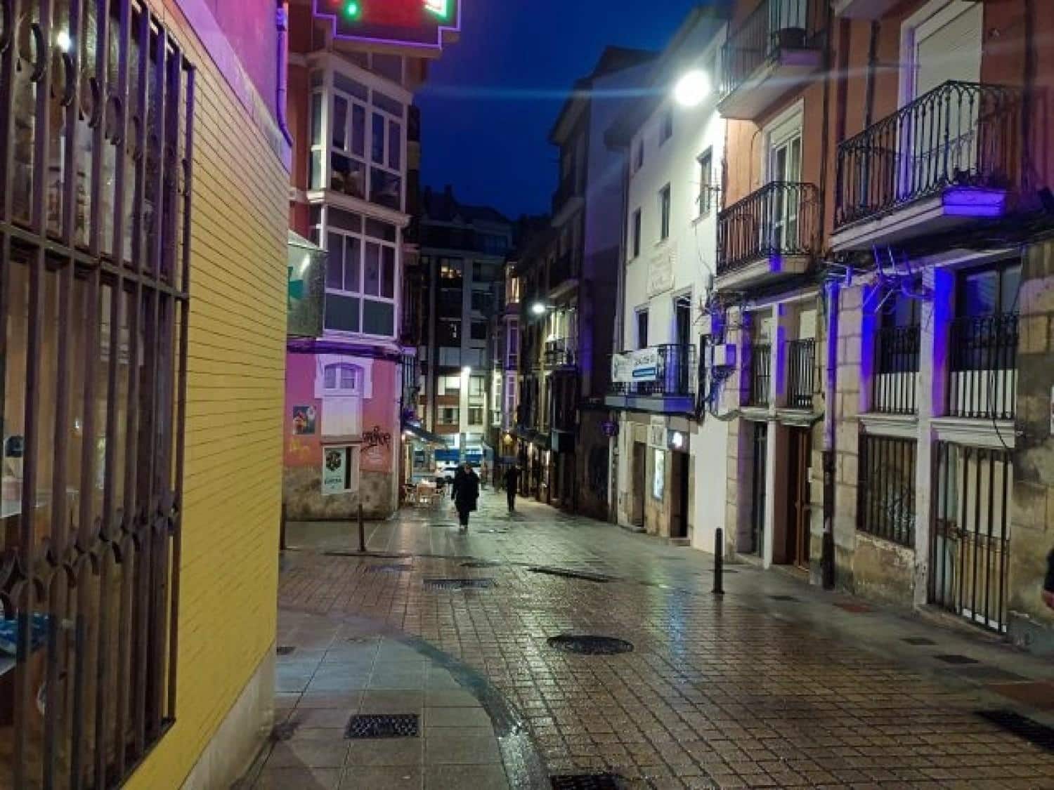 Erhverv til salg i Santander - € 93.000 (Ref: 8778400)