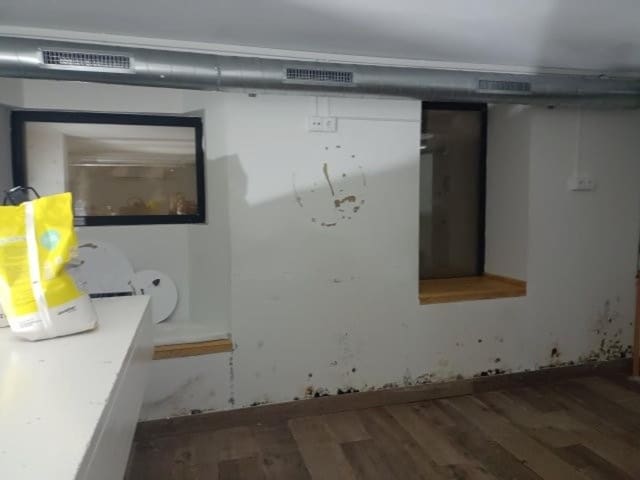 Comercial para venda em Santander - 93 000 € (Ref: 8778400)