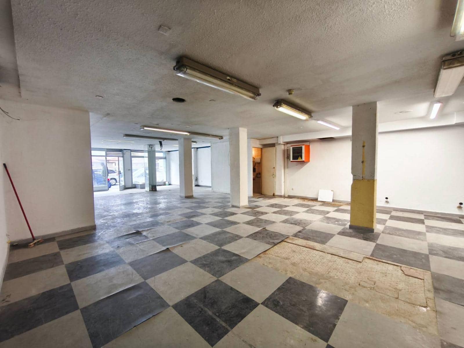 Komercyjne na sprzedaż w Santander - 230 000 € (Ref: 8900071)